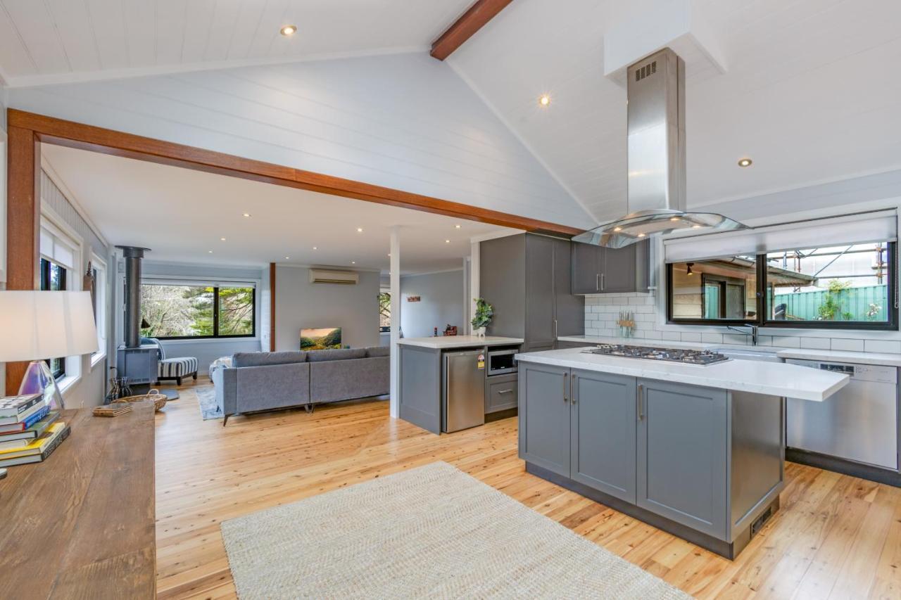Leura Pines Villa Bagian luar foto