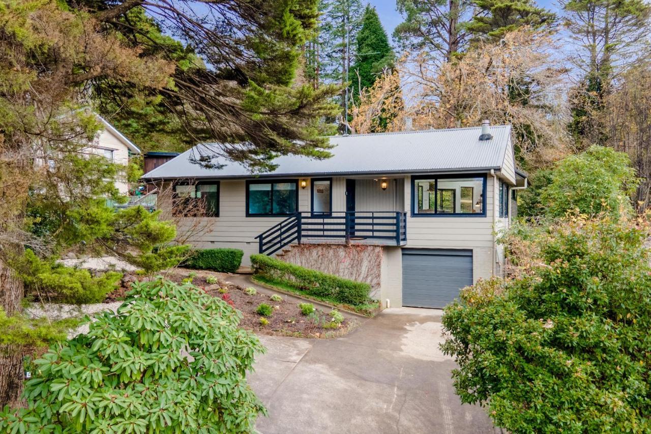 Leura Pines Villa Bagian luar foto